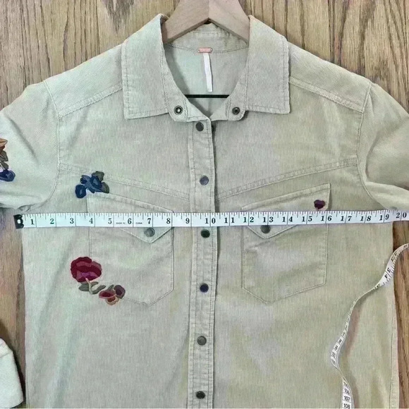 Free People Harley Embroidered Corduroy Shirt Size X-Small - Picture 13 of 16